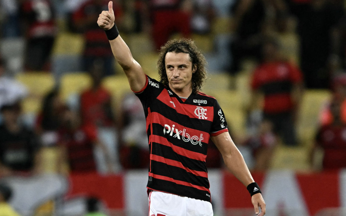 Vasco tem interesse no zagueiro David Luiz, que deixará o Flamengo