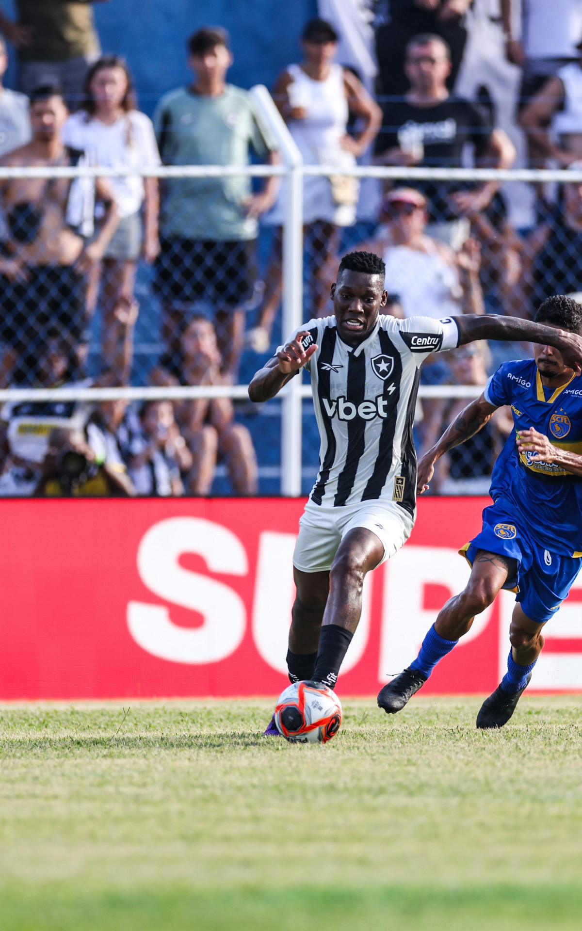 Botafogo pressiona, mas perde para o Sampaio Corrêa em jogo com 'final maluco' em Saquarema