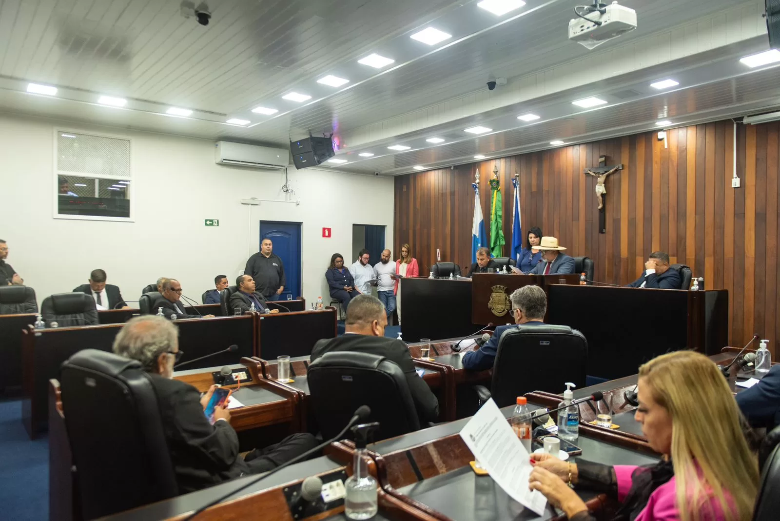 Câmara de Cabo Frio aprova Ouvidoria Parlamentar e reforma administrativa — RC24H