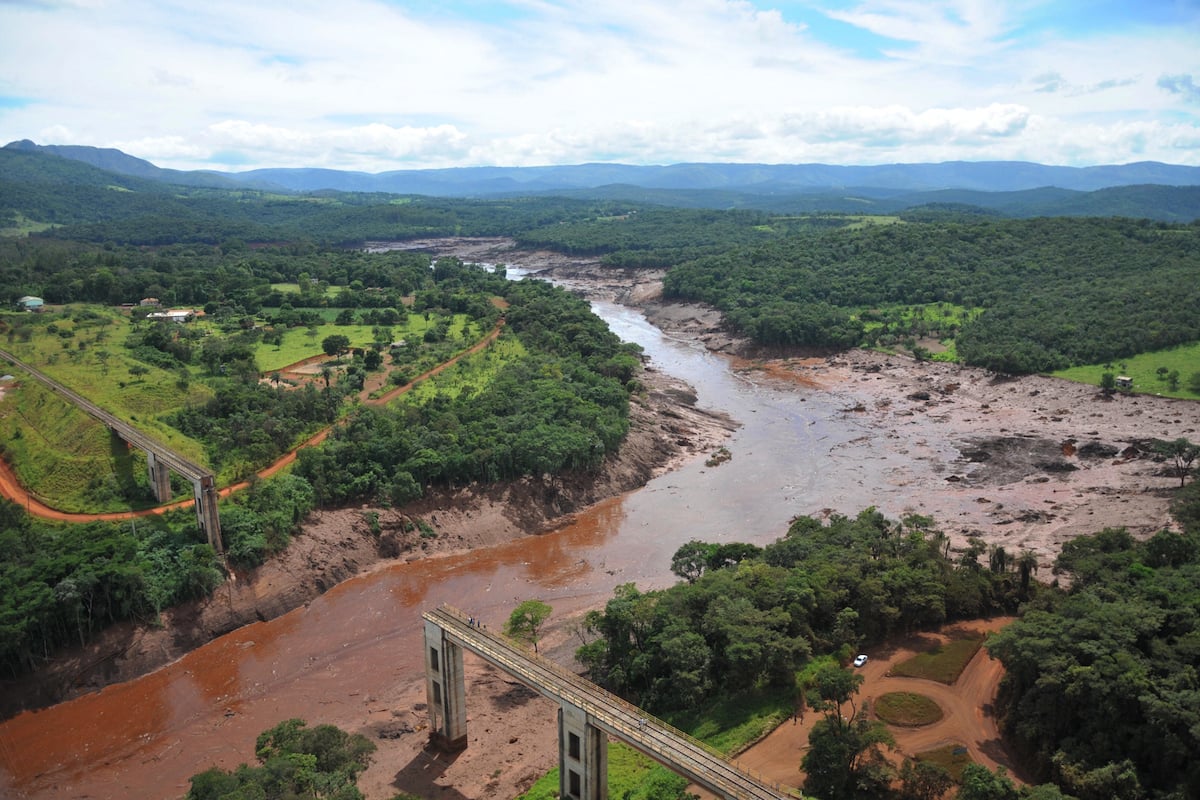 crianças Brumadinho