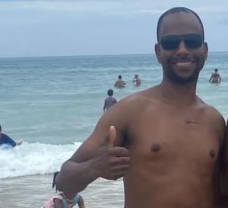 Pescadores encontram corpo no mar em meio a buscas dos bombeiros por turista que desapareceu em Arraial do Cabo