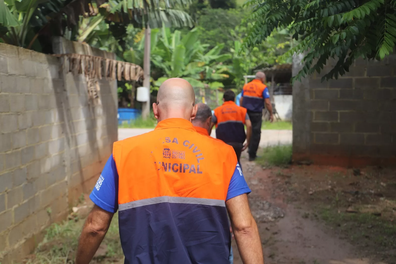 Força tarefa avalia danos das chuvas e promove ações emergenciais em Rio das Ostras — RC24H