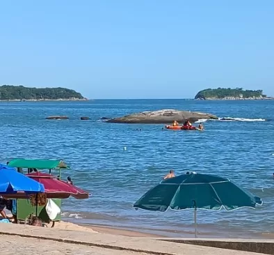 Rapaz desaparece após tentar travessia na Praia do Bosque, em Rio das Ostras — RC24H