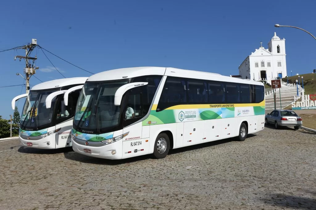 Saquarema inicia renovação do transporte universitário para veteranos — RC24H