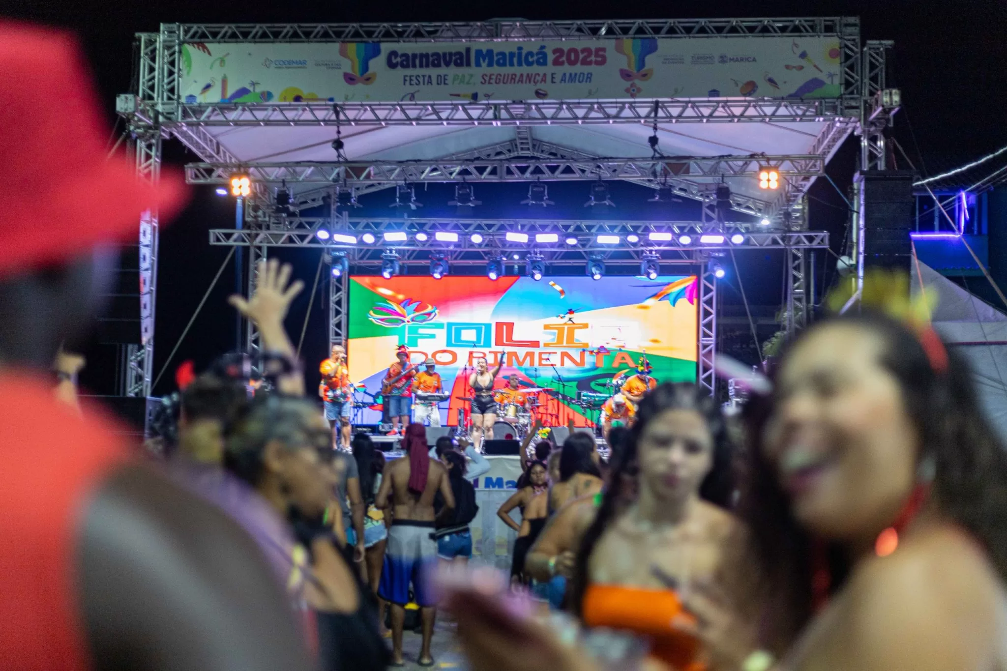 Clima familiar toma conta do último dia de Carnaval na Orla de Ponta Negra, em Maricá — RC24H