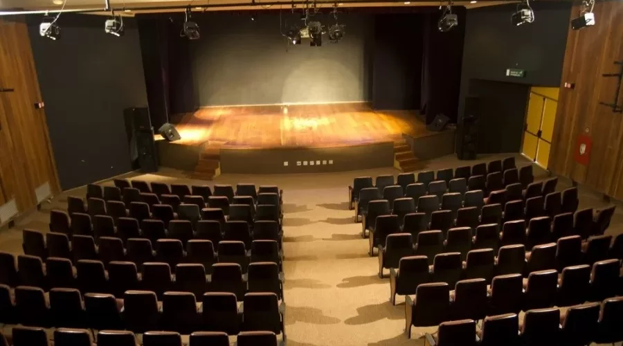 Macaé: Teatro Firjan SESI Macaé lança inscrições para curso grátis de Dança