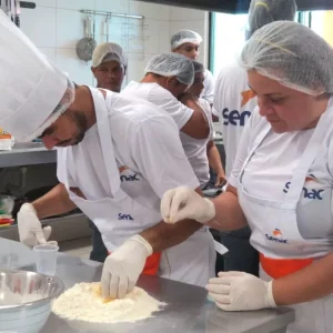 Rio das Ostras abre inscrições para cursos gratuitos de gastronomia e serviços — RC24H