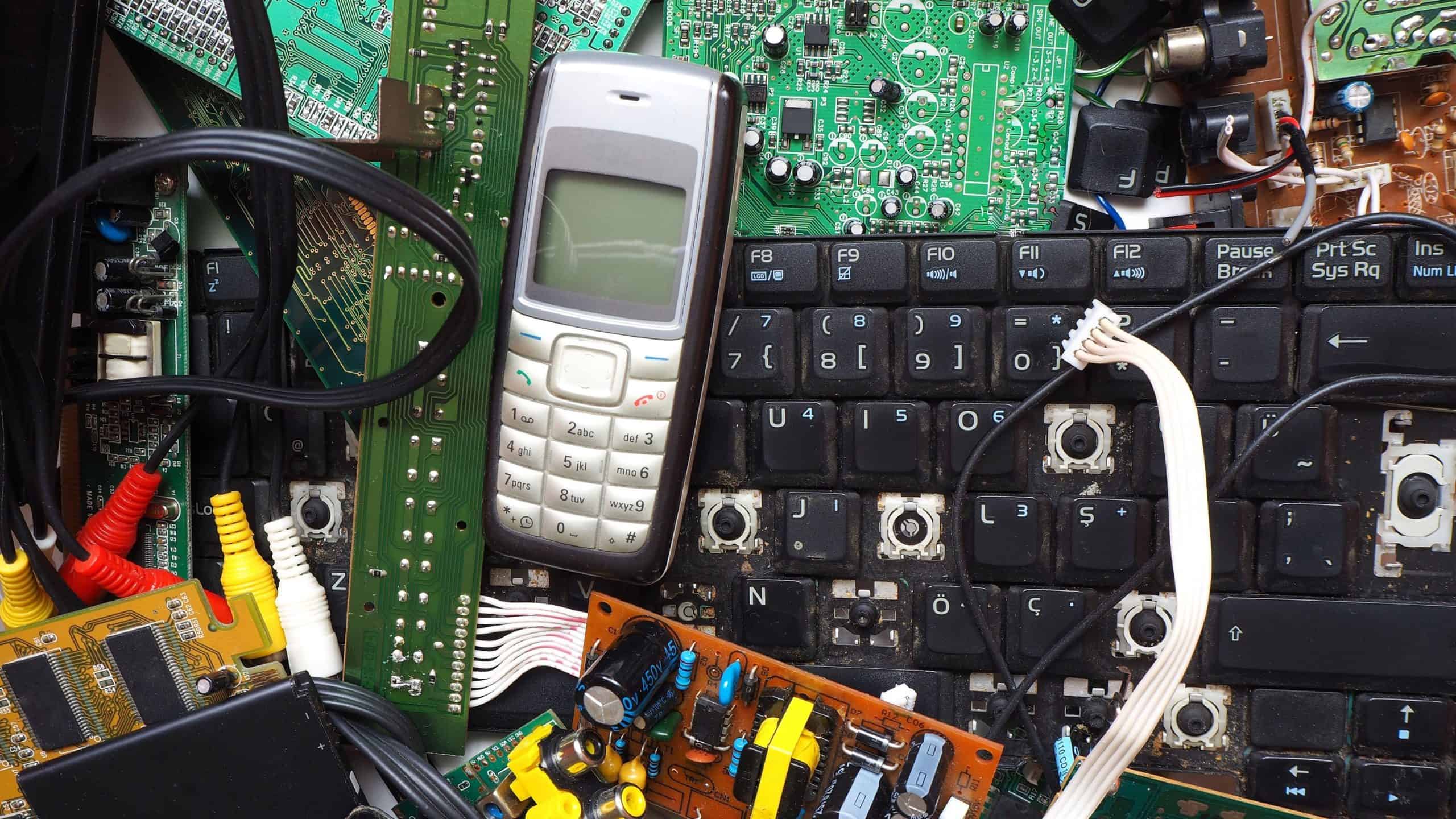Teclado velho em casa? Veja 6 dicas para reutilizar eletrônicos