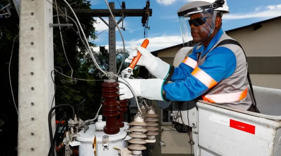 Araruama: Três municípios do Rio ficarão sem energia na sexta (11); veja quais e por quê