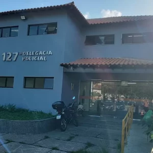 Homem é preso em flagrante por agredir e ameaçar a mãe em Armação dos Búzios — RC24H