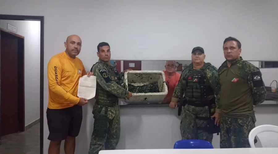 Cabo Frio: Guardas apreendem rede de pesca em ronda na Lagoa de Araruama