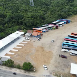 Ônibus de turismo em Cabo Frio: Justiça anula decreto municipal | Enfoco