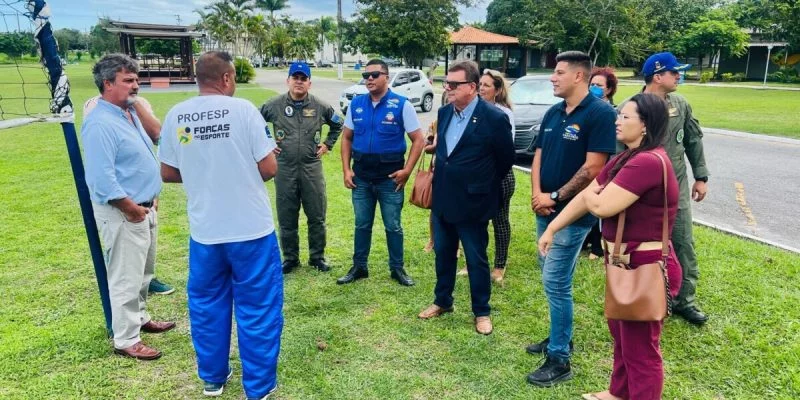 Secretaria da Família e Juventude de Cabo frio visita instalações do Programa Forças no Esporte