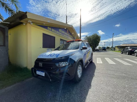 Com motos e viatura blindada, Araruama volta a contar com patrulhamento do PROEIS — RC24H
