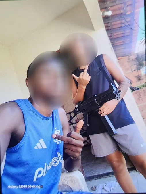 Traficante que ostentava vida bandida é preso em Maricá | Enfoco