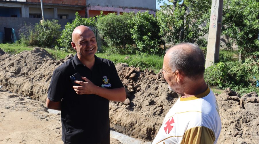 Prefeitura de São Pedro da Aldeia faz obra de drenagem no bairro Jardim Primavera