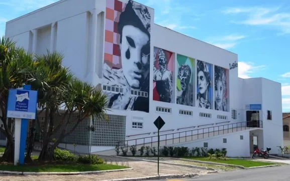 Teatro Municipal de Rio das Ostras recebe comédia “Mãe da Educação” neste fim de semana — RC24H