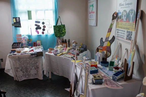 Exposição "Artes da Aldeia" é prorrogada até 9 de maio em São Pedro da Aldeia — RC24H