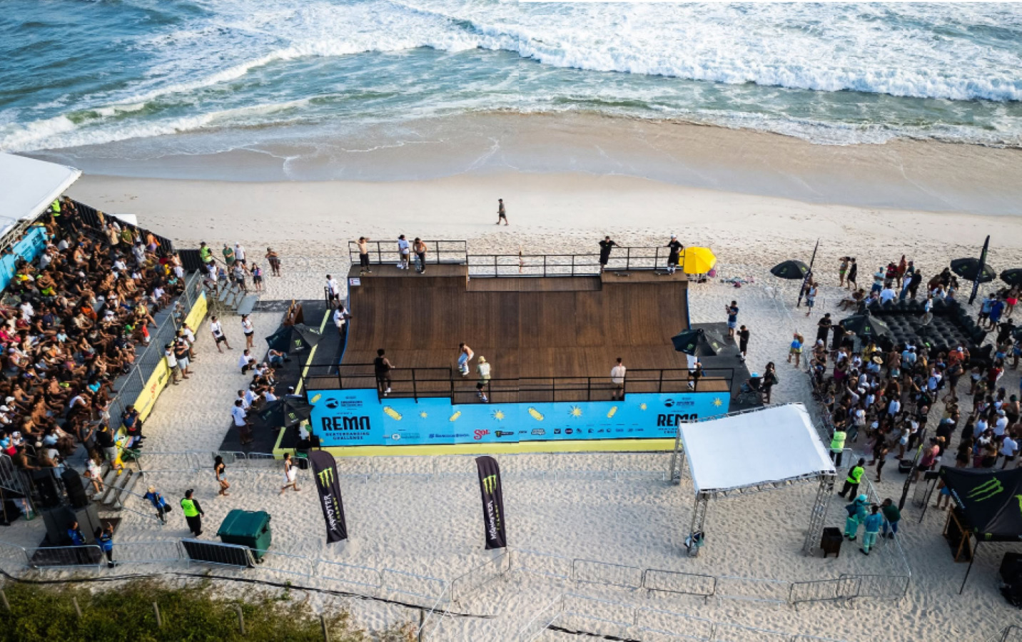 Skatistas da Seleção Brasileira de Skate Park disputam o REMA Skateboarding Challenge, em Saquarema