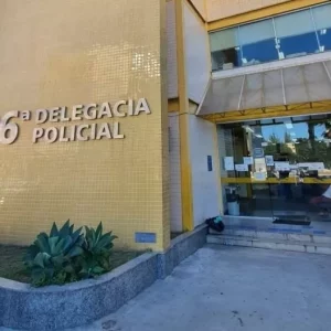 Mulher tenta matar ex-companheiro a facadas e ambos acabam presos em Cabo Frio — RC24H