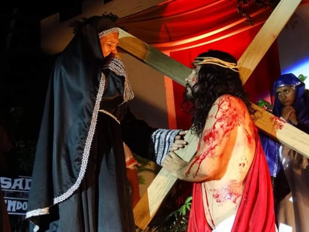 Com 70 artistas, Arraial encena Paixão de Cristo na Praia dos Anjos na próxima semana — RC24H