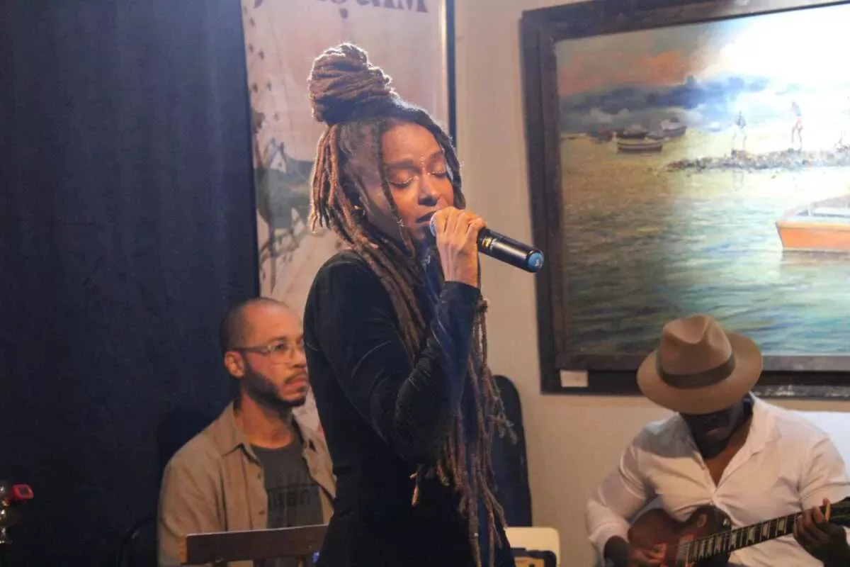 Casa da Cultura de São Pedro da Aldeia recebe show intimista de clássicos da MPB nesta quarta-feira (28) — RC24H