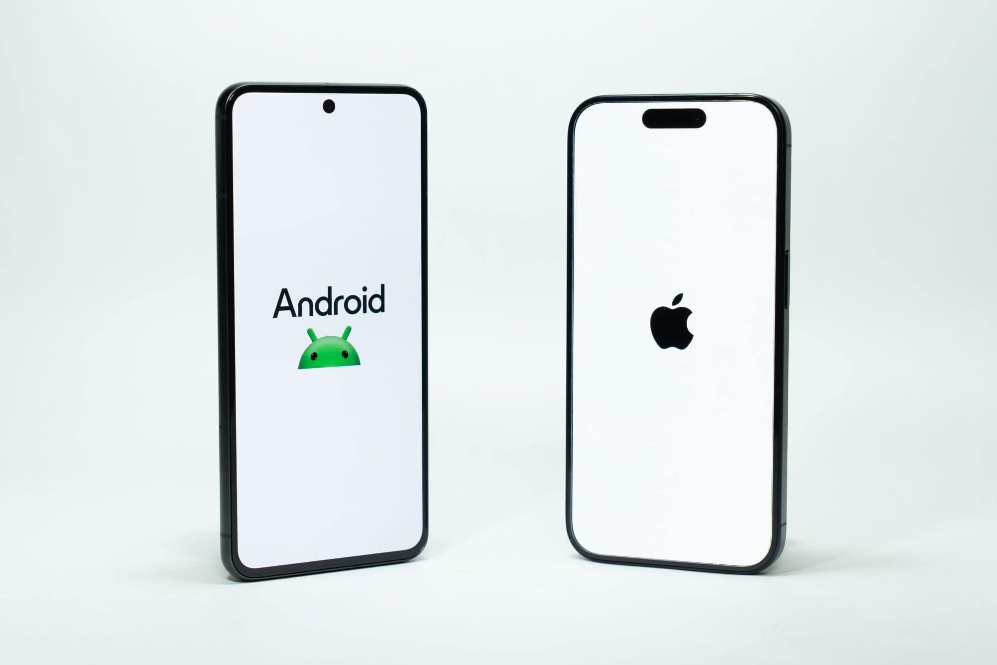 smartphones Android com Qualcomm superam iPhone 16e, diz estudo