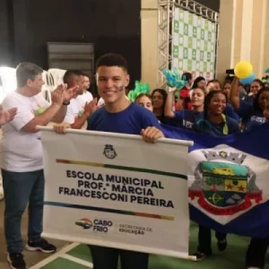 Alegria, esporte e união marcam a abertura dos Jogos Estudantis Municipais 2025 em Cabo Frio