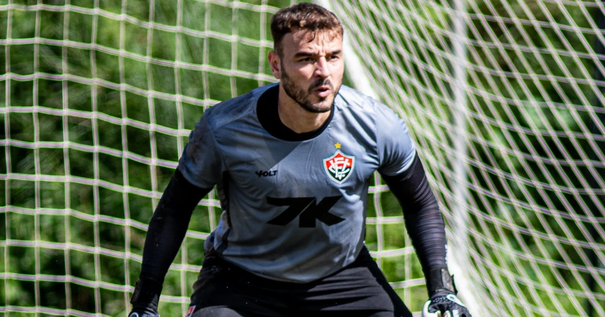 Após negociação com o Cruzeiro melar, goleiro do Vitória deve ir para outro clube