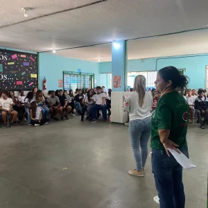 Ações educativas contra bullying e exploração sexual são realizadas em escolas de Arraial do Cabo — RC24H