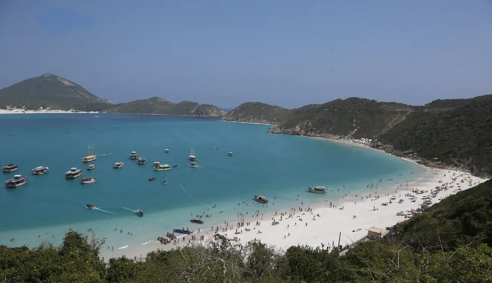 Pontal do Atalaia, em Arraial do Cabo, é eleita a melhor praia do Brasil em ranking internacional — RC24H