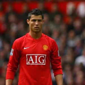 Ex-Manchester United faz campanha por Cristiano Ronaldo no Botafogo