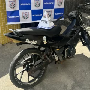 Homem é preso em Araruama por conduzir motocicleta com sinais identificadores adulterados — RC24H
