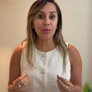 Prefeita Daniela Soares anuncia gratificação de até 60% para professores da rede municipal de Araruama