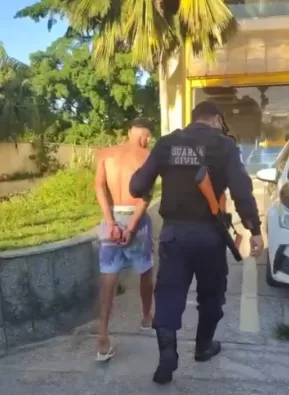 Guarda Civil salva mãe e filhos de agressor, em São Pedro da Aldeia — RC24H