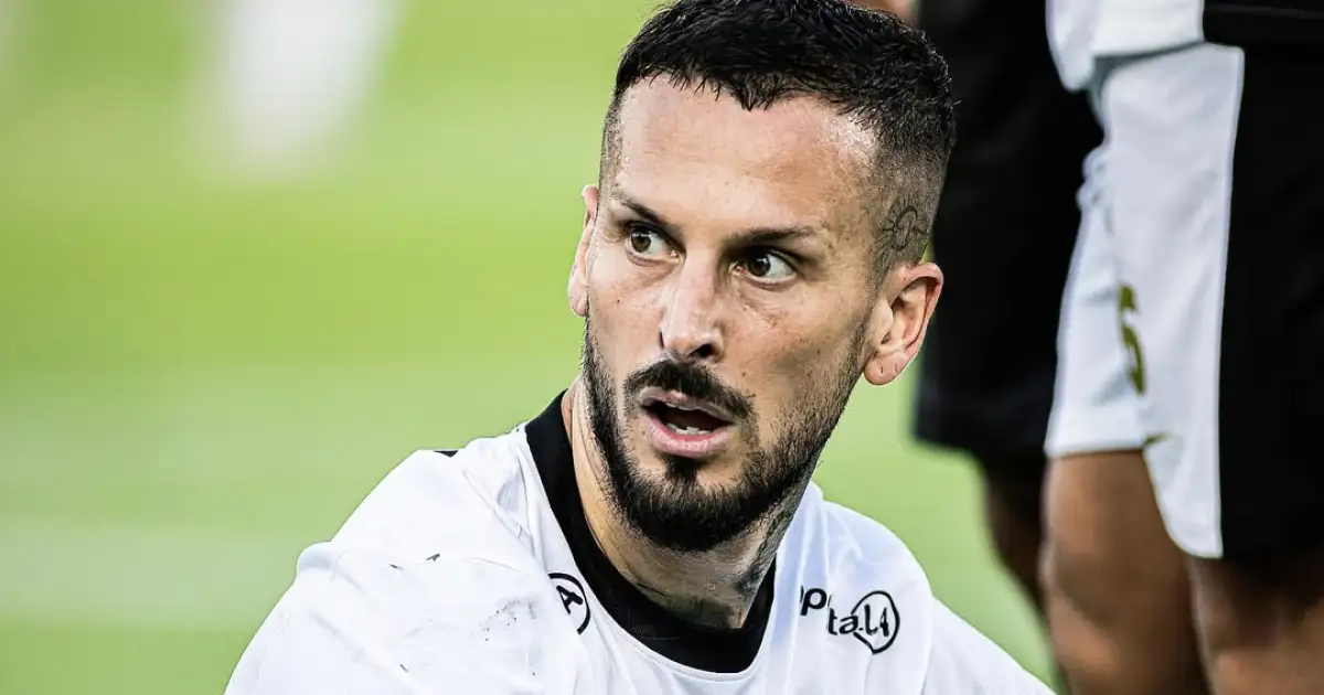 qual a situação do atacante Benedetto, ex-Boca Juniors