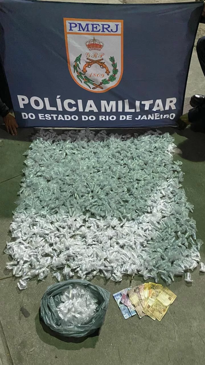 Quatro ações policiais resultam em apreensão de drogas e prisão de suspeitos em Araruama e Cabo Frio — RC24H
