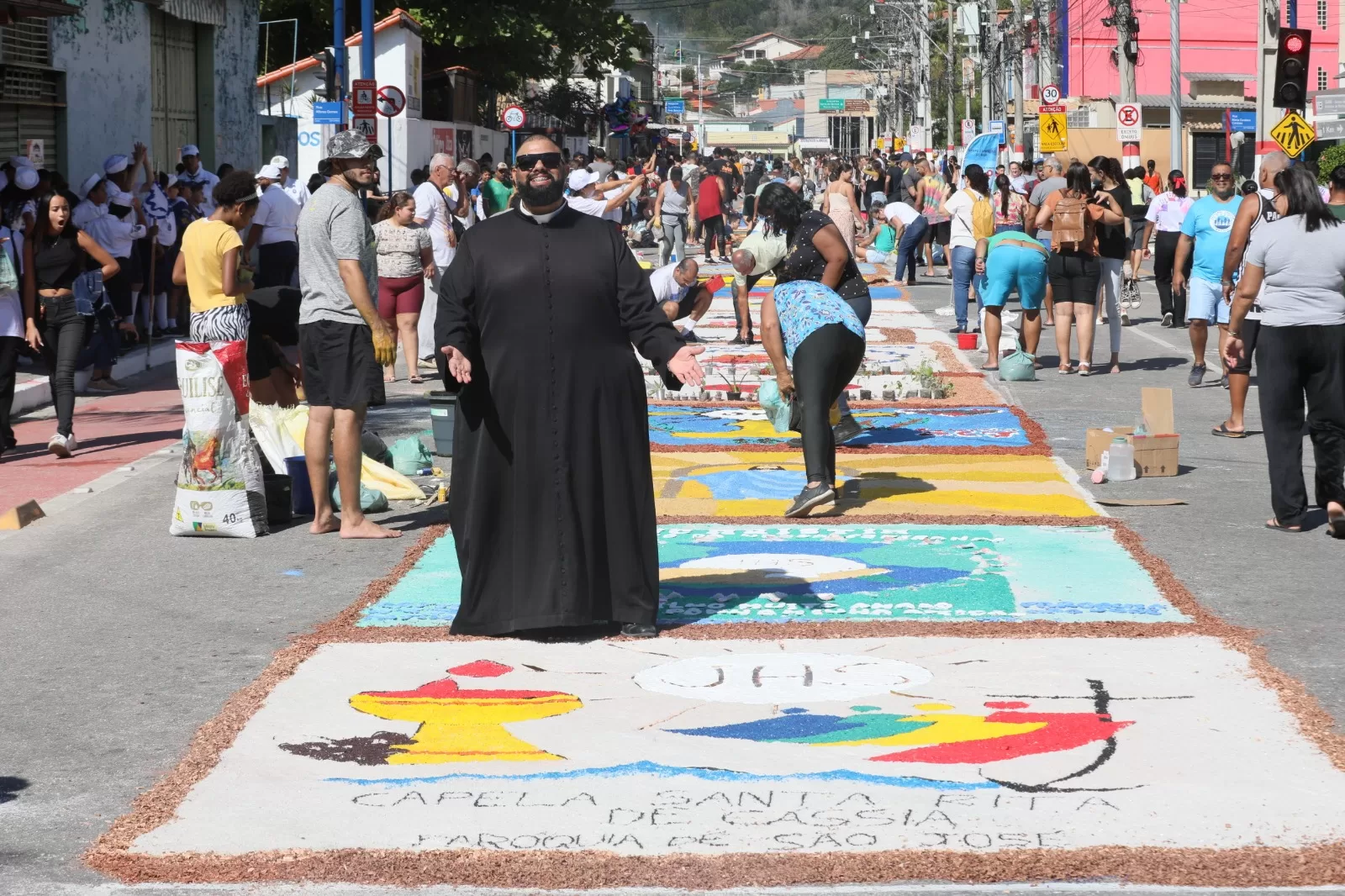 Tradicional celebração de Corpus Christi atrai fiéis e visitantes para o Centro de Maricá — RC24H