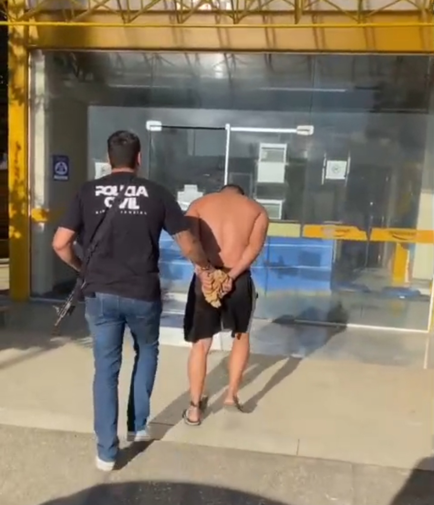 Condenado por roubo com arma de fogo é preso em São Pedro da Aldeia após ação da Polícia Civil de Iguaba Grande