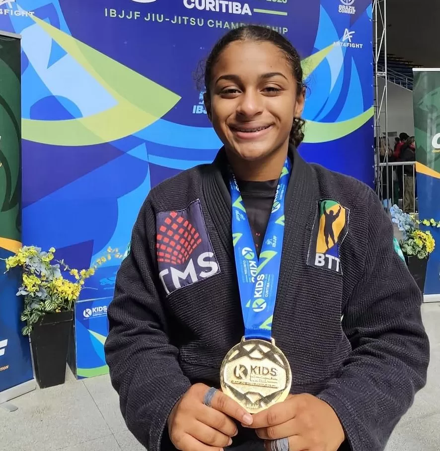 Atleta mirim de Cabo Frio conquista ouro em campeonato internacional de jiu-jitsu em Curitiba — RC24H