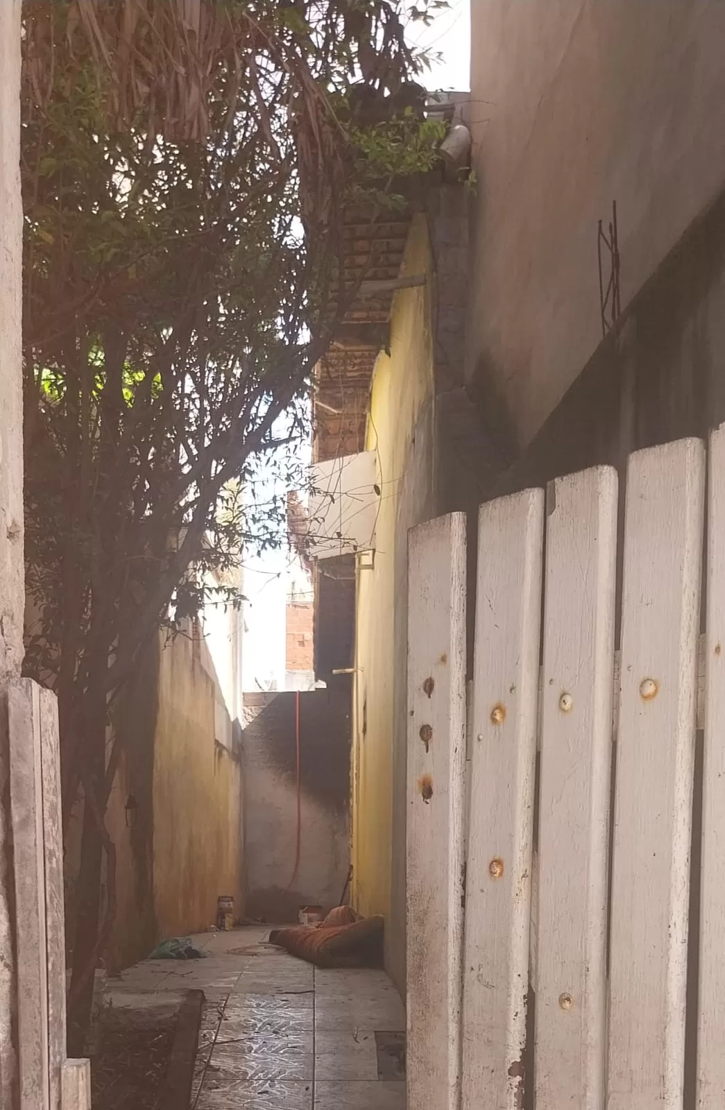Incêndio mata morador conhecido no bairro Peró, em Cabo Frio; polícia investiga circunstâncias — RC24H