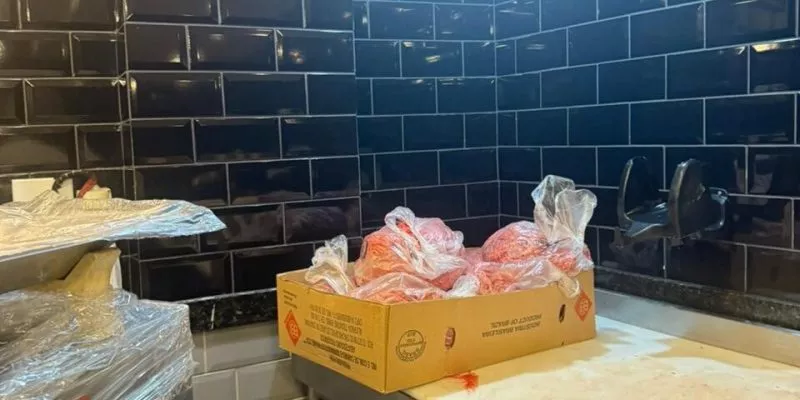 Vigilância Sanitária inspeciona supermercado no centro de Cabo Frio e apreende 10kg de alimentos — RC24H