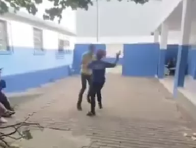 Adolescente apreendido após o envolvimento na briga em escola de Cabo Frio é liberado — RC24H