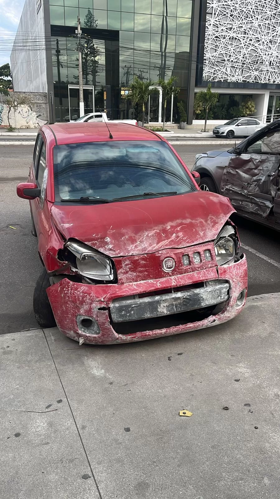 Motorista sem habilitação é preso por embriaguez após acidente em Cabo Frio — RC24H