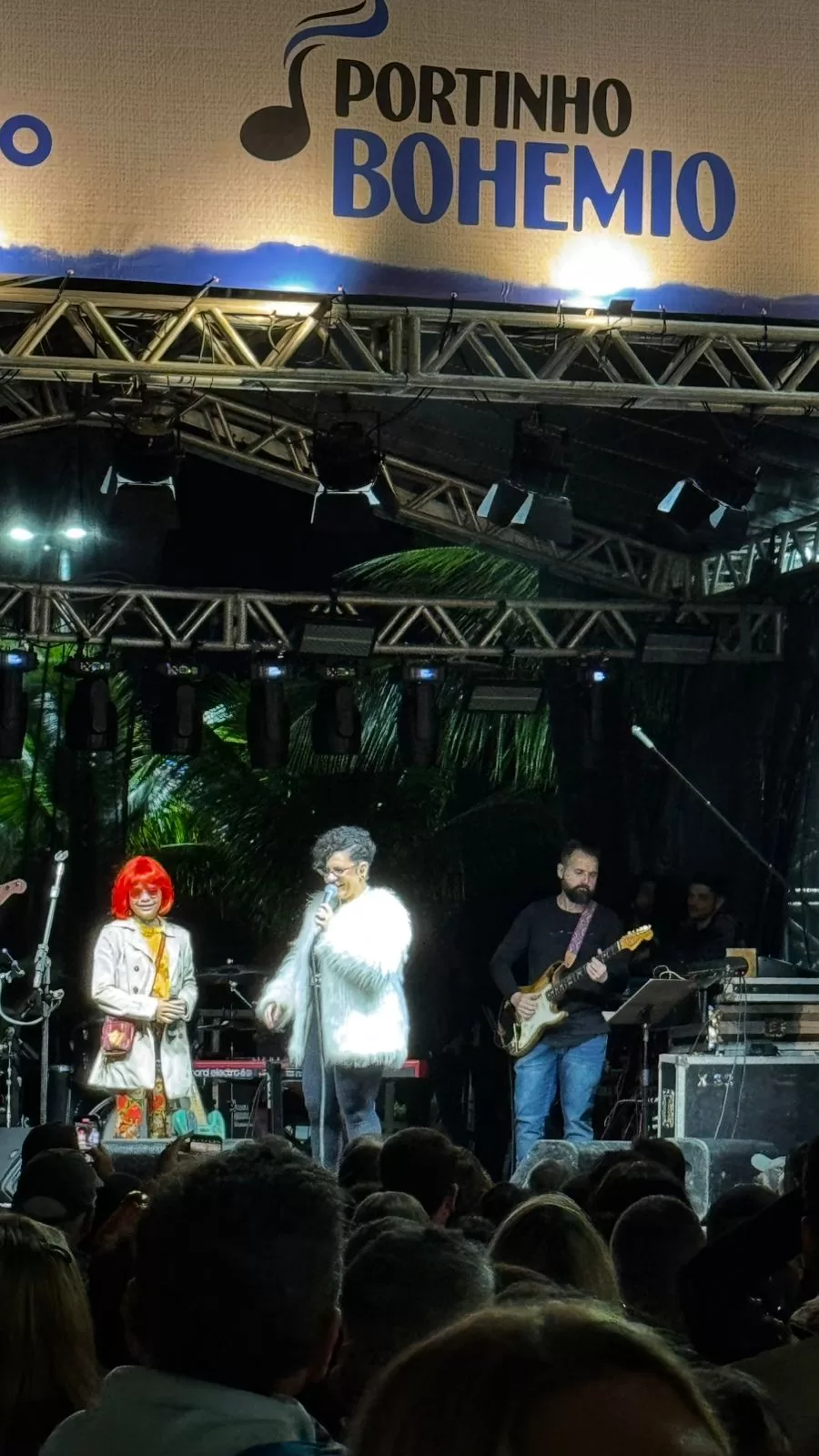 Portinho Bohemio é sucesso de público no tributo a Rita Lee em Cabo Frio — RC24H