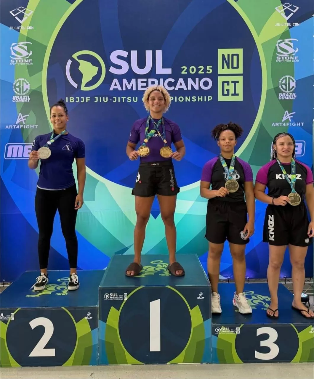 Atleta de Cabo Frio conquista prata no Sul-Americano de Jiu-Jitsu — RC24H