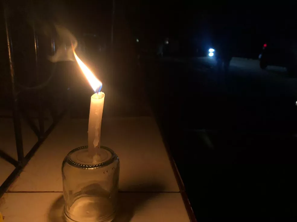 Moradores de Cabo Frio seguem enfrentando falta de energia após temporal — RC24H
