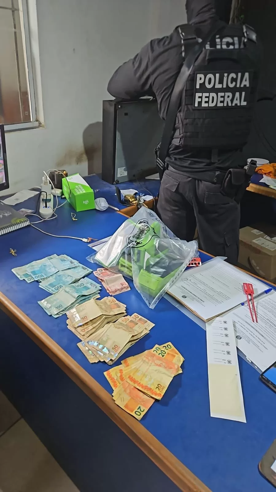 PF investiga grupo suspeito de interferir nas eleições e comandar esquema criminoso em Macaé — RC24H