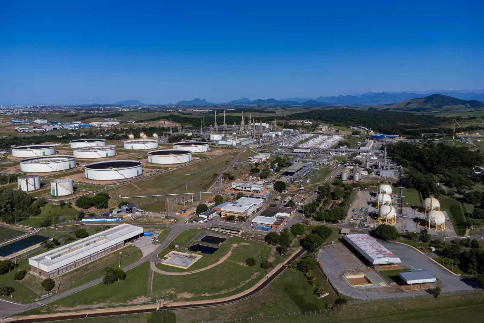 Macaé oferece 396 oportunidades de emprego em diferentes áreas — RC24H