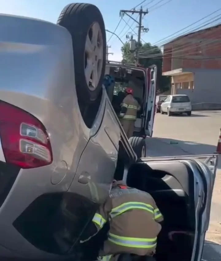 Acidente deixa três pessoas feridas na Fazendinha, em Araruama — RC24H